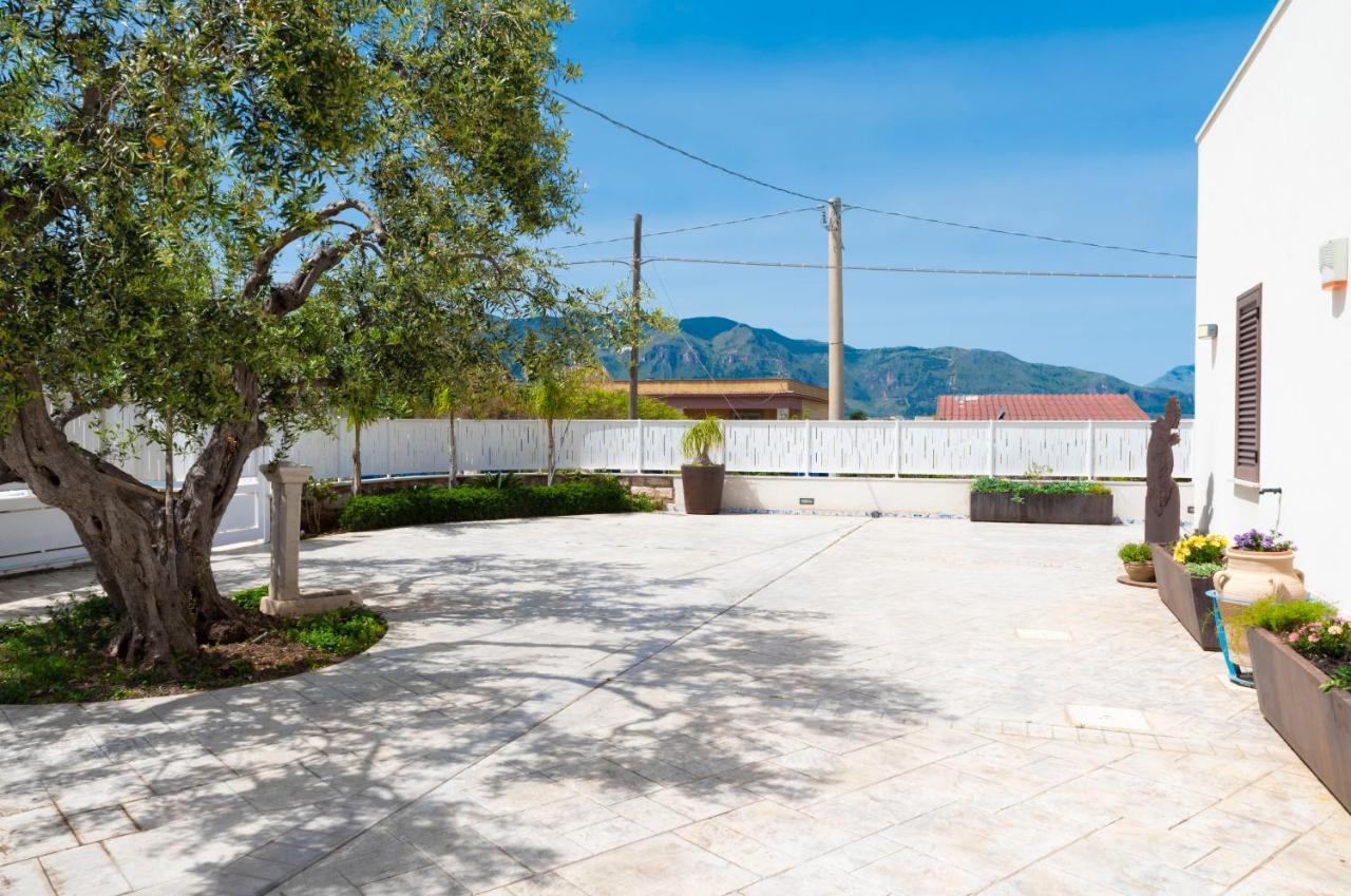 Villa Con Piscina Alcamo Marina Exterior photo
